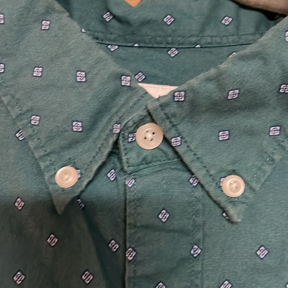 American Eagle size XXL green long sleeve button down shirt with front pocket - Picture 2 of 8